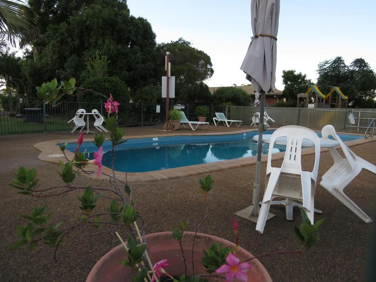 Bundaberg East Cabin And Tourist Park 0*,  Australia