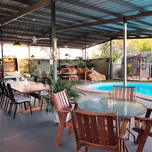 Apartment And Tours, Chillagoe